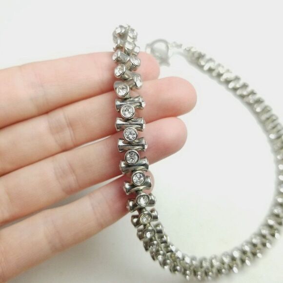 Vintage Rhinestone Beaded Choker Legnth Necklace, Silver Tone, Unique Sparkle - Picture 1 of 4